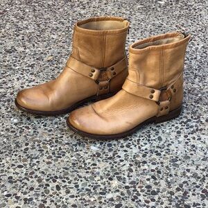 Frye Phillip Harness Ankle Boot Tan Size 8